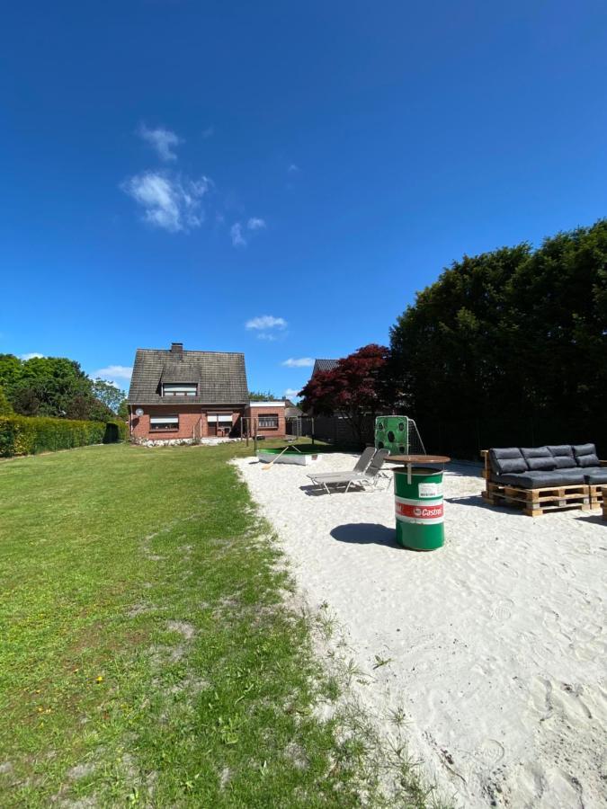 Ferienwohnung Im Erdgeschoss Mit Eingezaeunten Garten Und Terrasse Aurich Extérieur photo