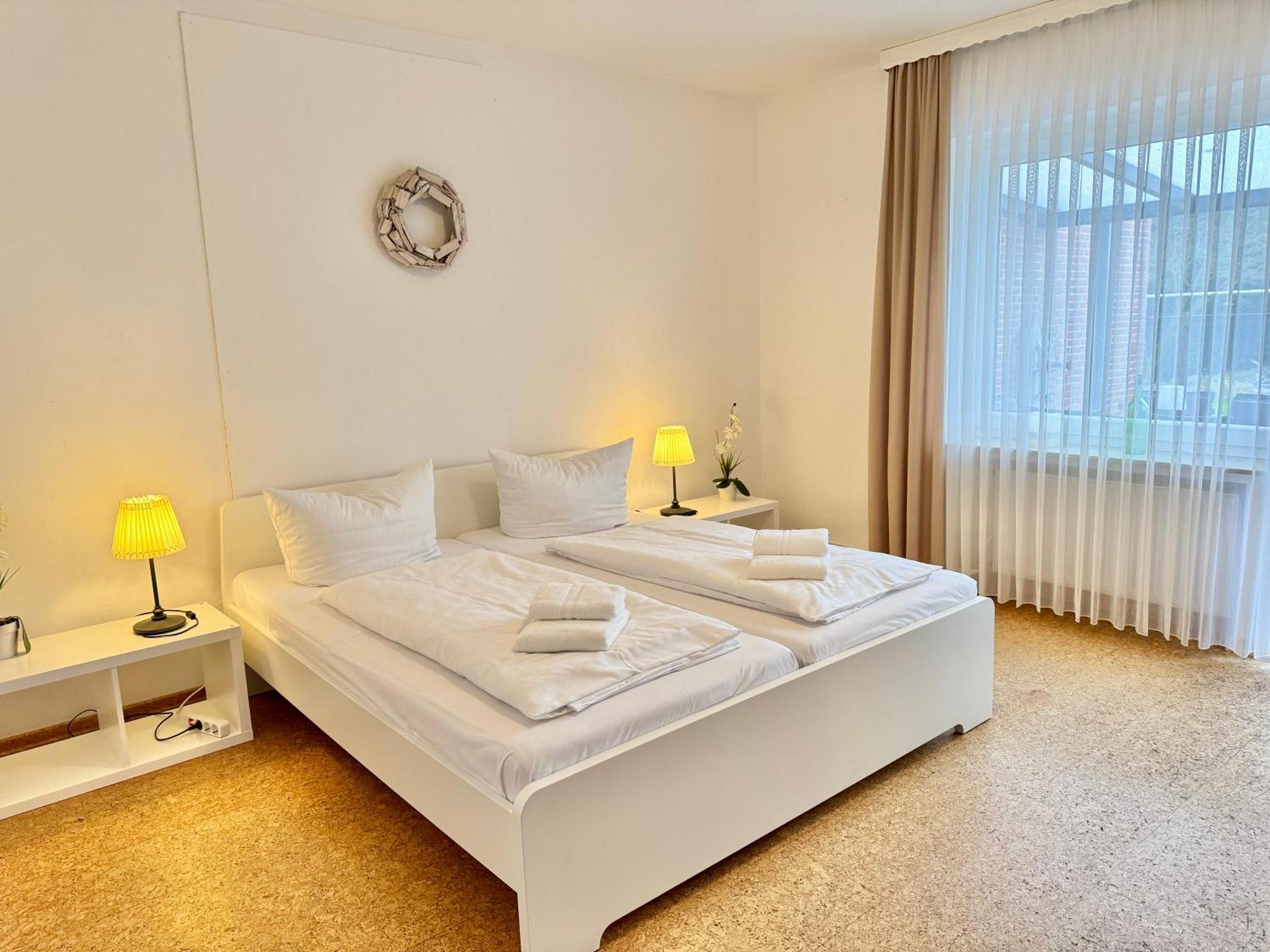 Ferienwohnung Im Erdgeschoss Mit Eingezaeunten Garten Und Terrasse Aurich Extérieur photo