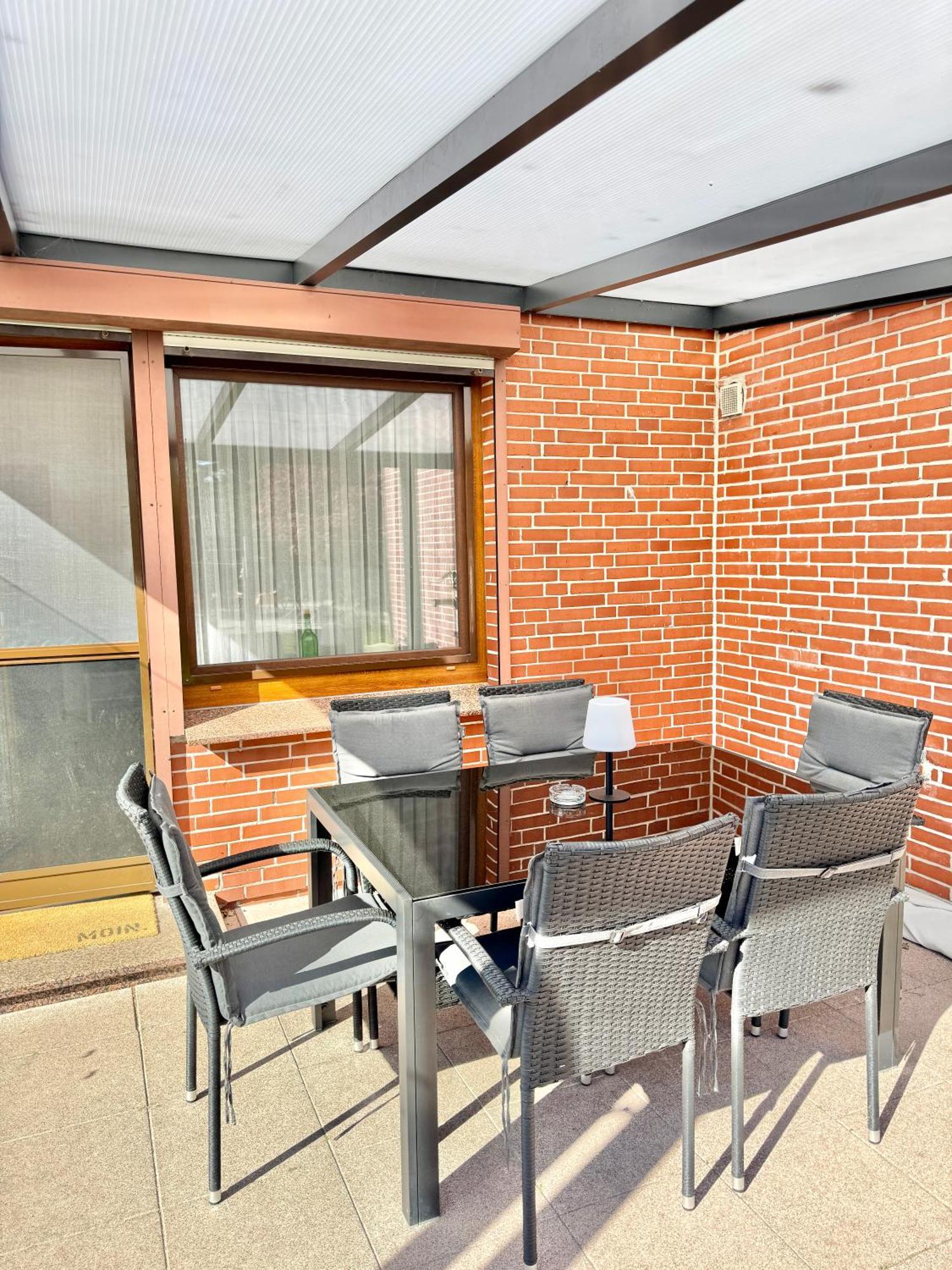 Ferienwohnung Im Erdgeschoss Mit Eingezaeunten Garten Und Terrasse Aurich Extérieur photo